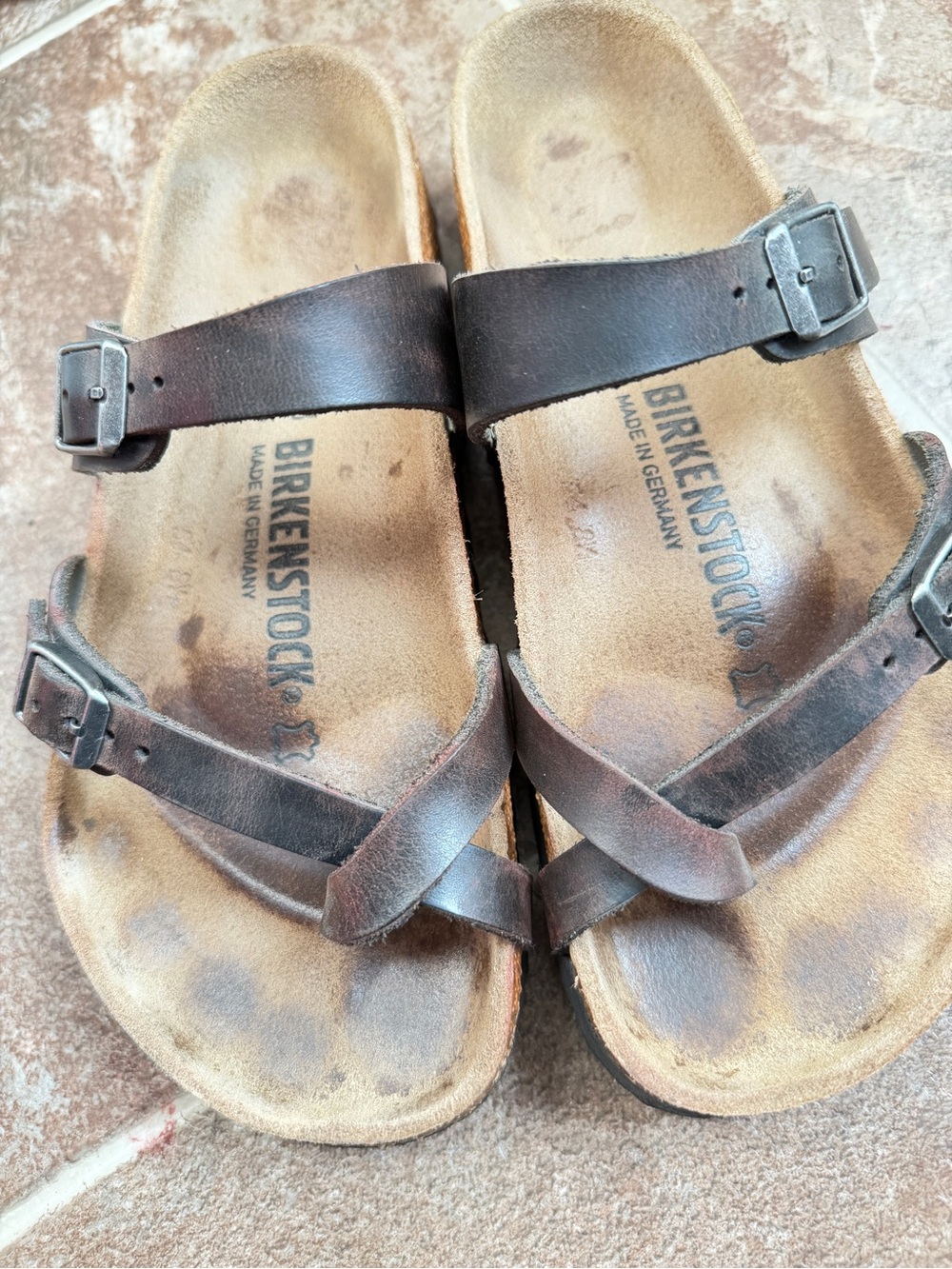 Birkenstock Women’s Dark Brown Leather Thong Sandals